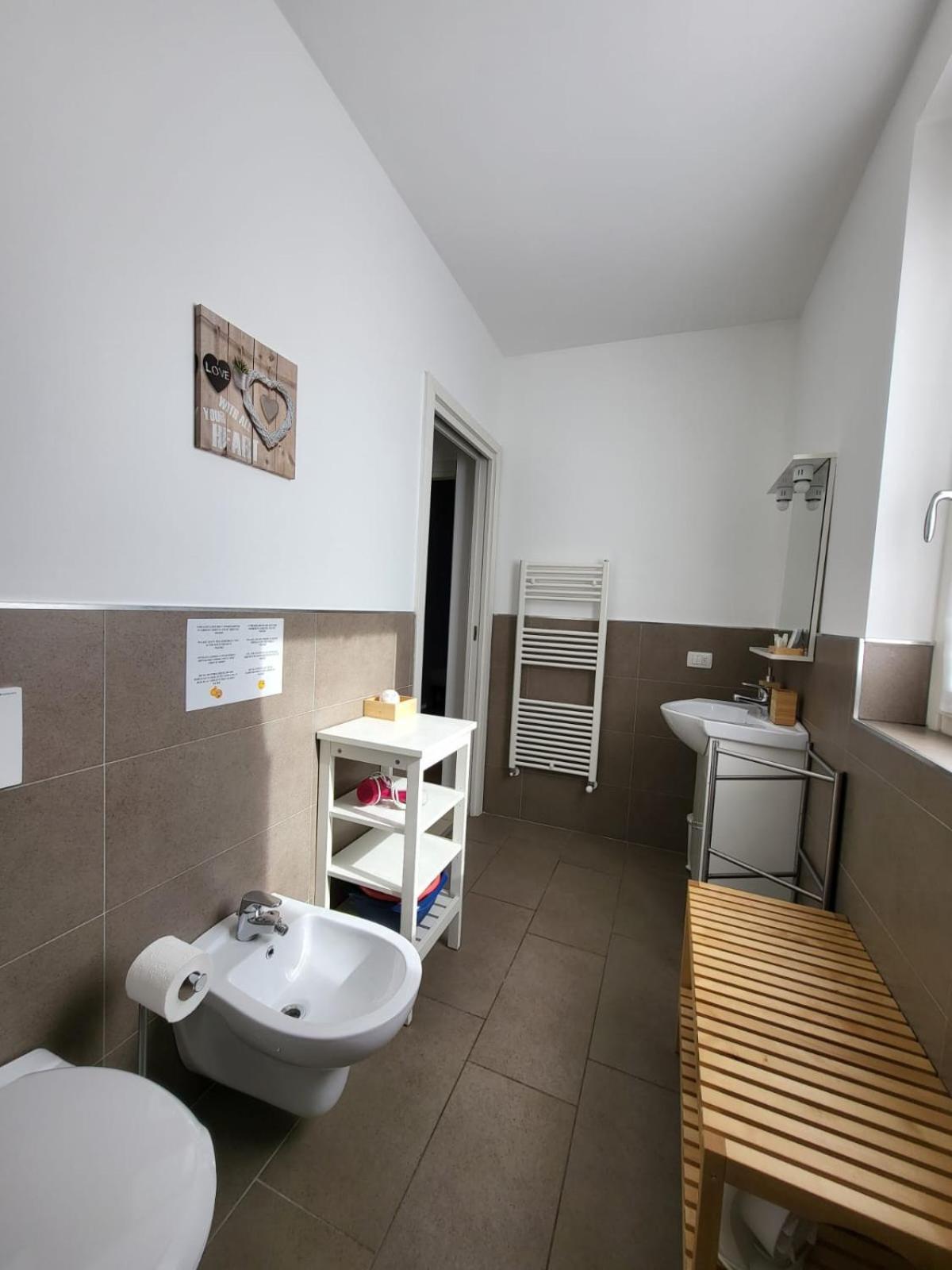 Red Apartment - Residenza Silvana Вербания Экстерьер фото