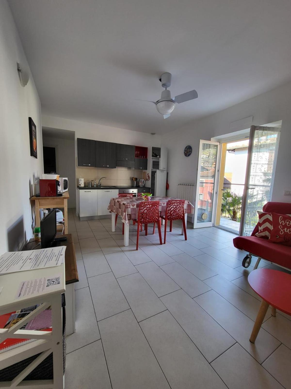 Red Apartment - Residenza Silvana Вербания Экстерьер фото