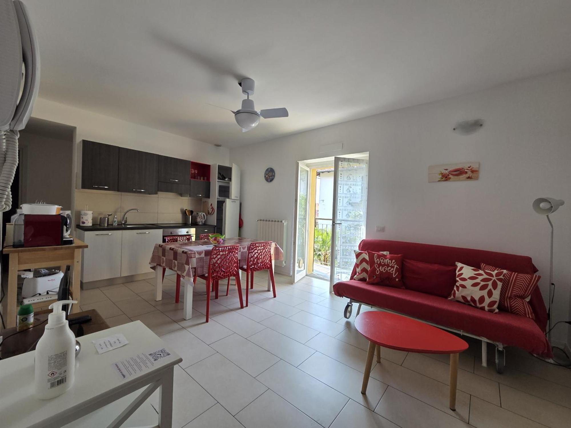 Red Apartment - Residenza Silvana Вербания Экстерьер фото
